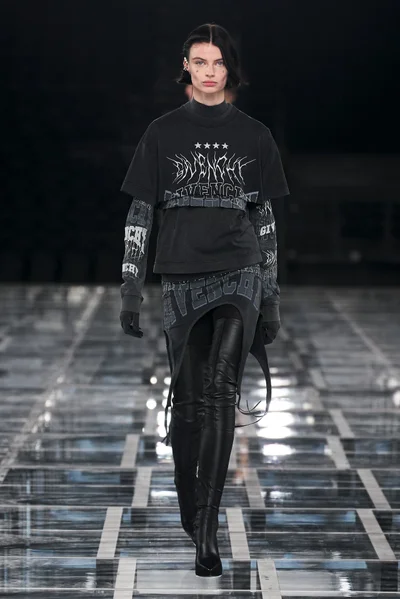 Look 2